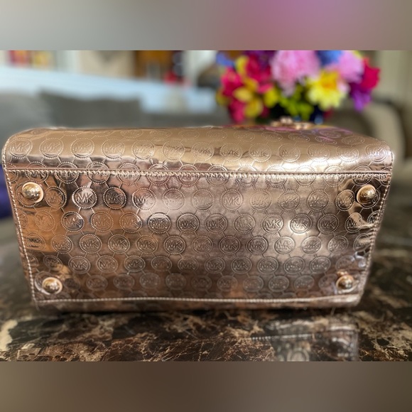 Rare Michael Kors Large Rose Gold Metallic Grayson Bag - Picture 3 of 13